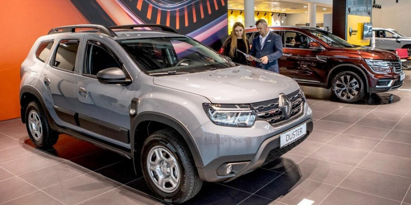 Від Toyota до Citroen. Які марки увійшли до двадцятки найпопулярніших та чому українці купують дорогі авто навіть під час війни